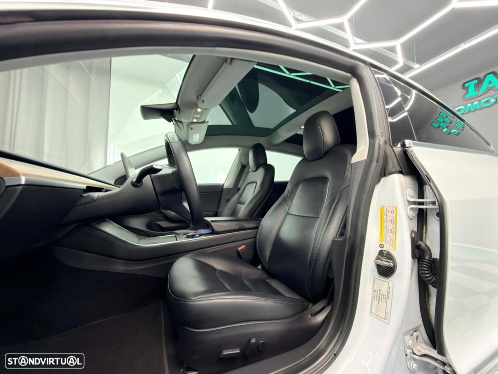 Tesla Model 3 Standard RWD Plus - 18