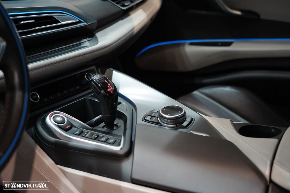 BMW i8 - 23