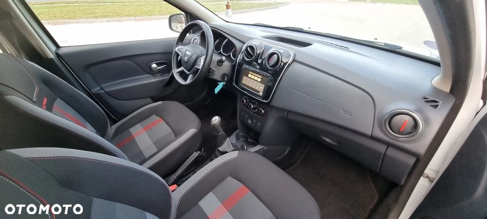 Dacia Sandero Stepway TCe 90 Ambiance - 11