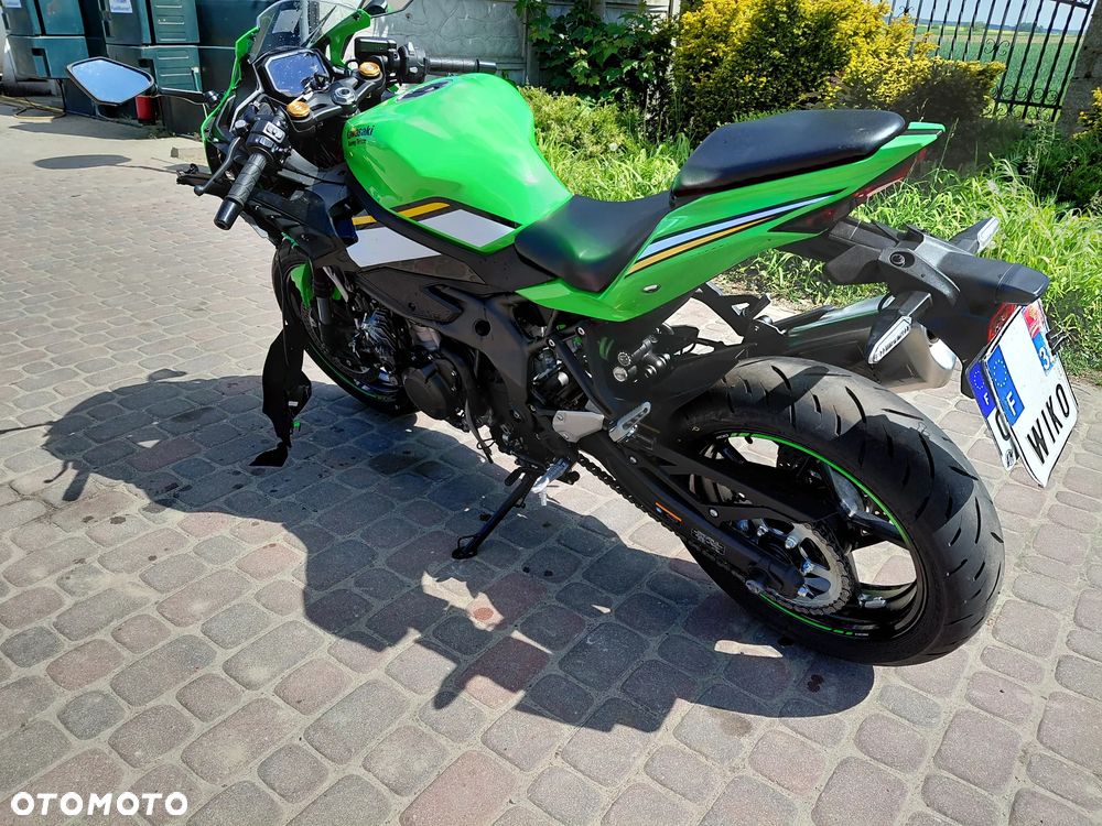 Kawasaki ZX - 3