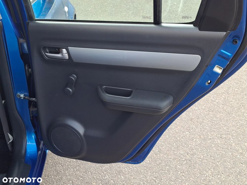 Suzuki Swift - 23