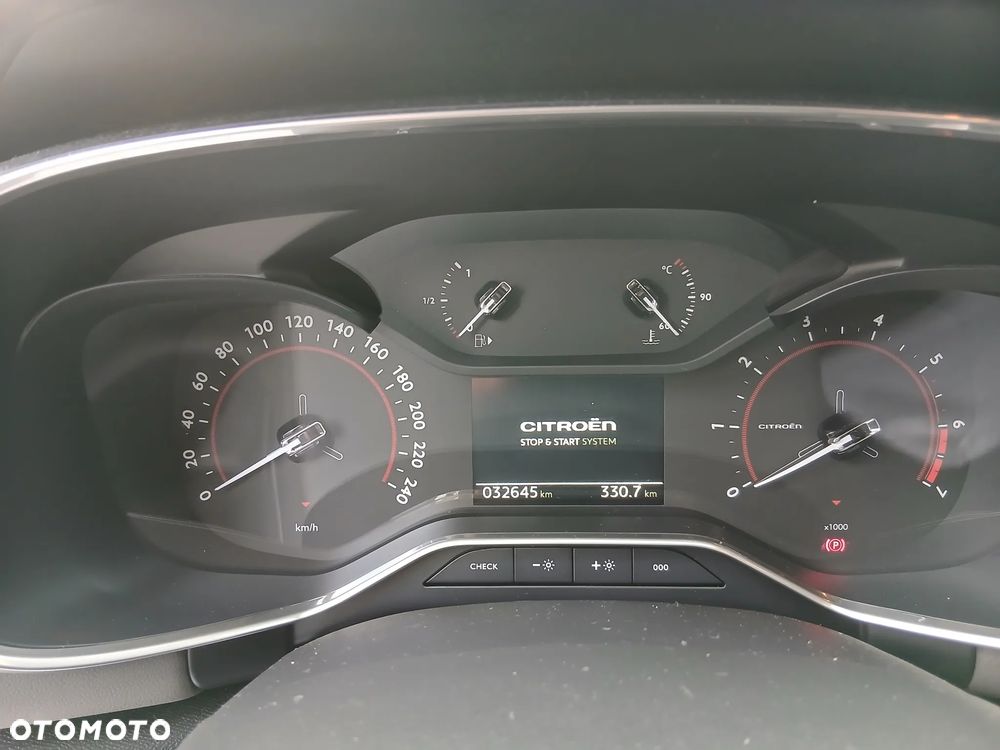 Citroën C5 Aircross 1.2 PureTech Live - 13
