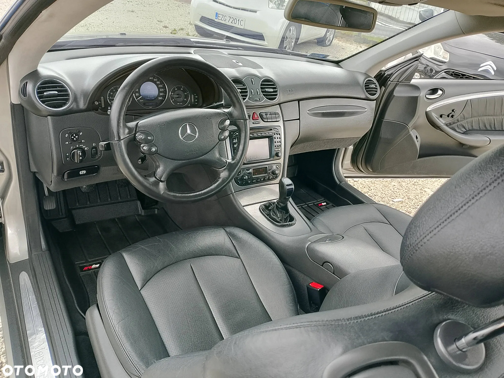 Mercedes-Benz CLK 270 CDI Avantgarde - 16