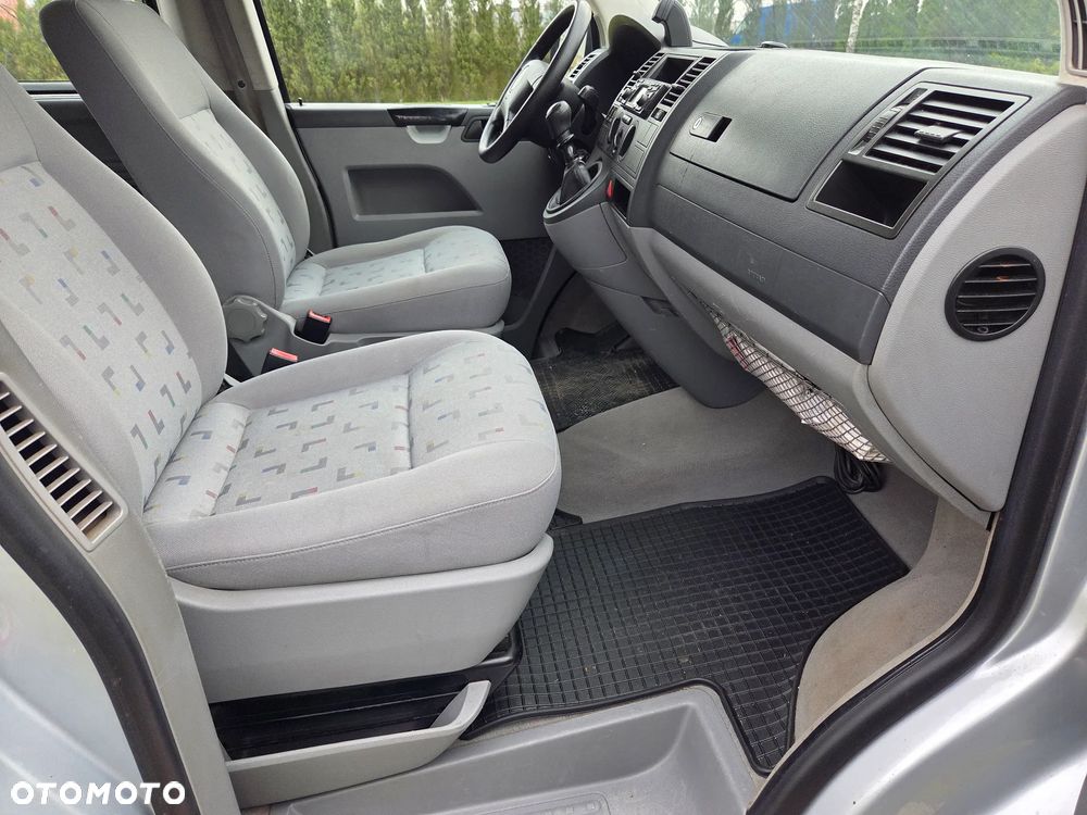 Volkswagen Transporter - 12