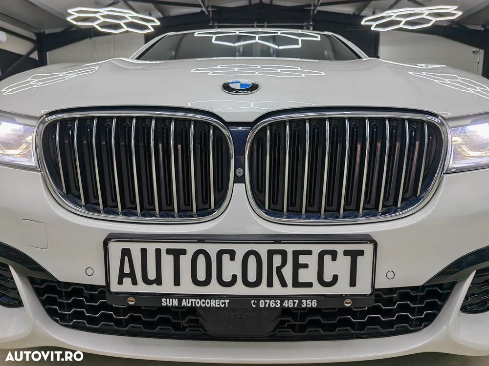 BMW Seria 7 740d xDrive - 37