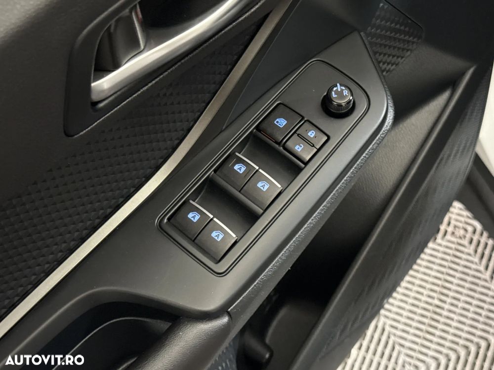Toyota C-HR - 15