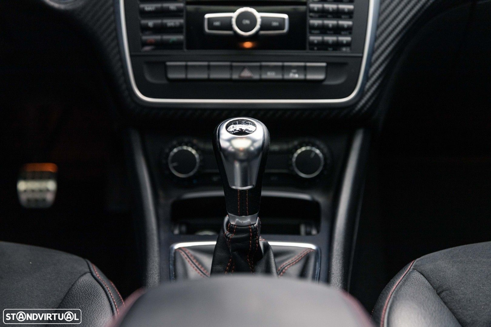 Mercedes-Benz A 180 CDi BE AMG Line - 23
