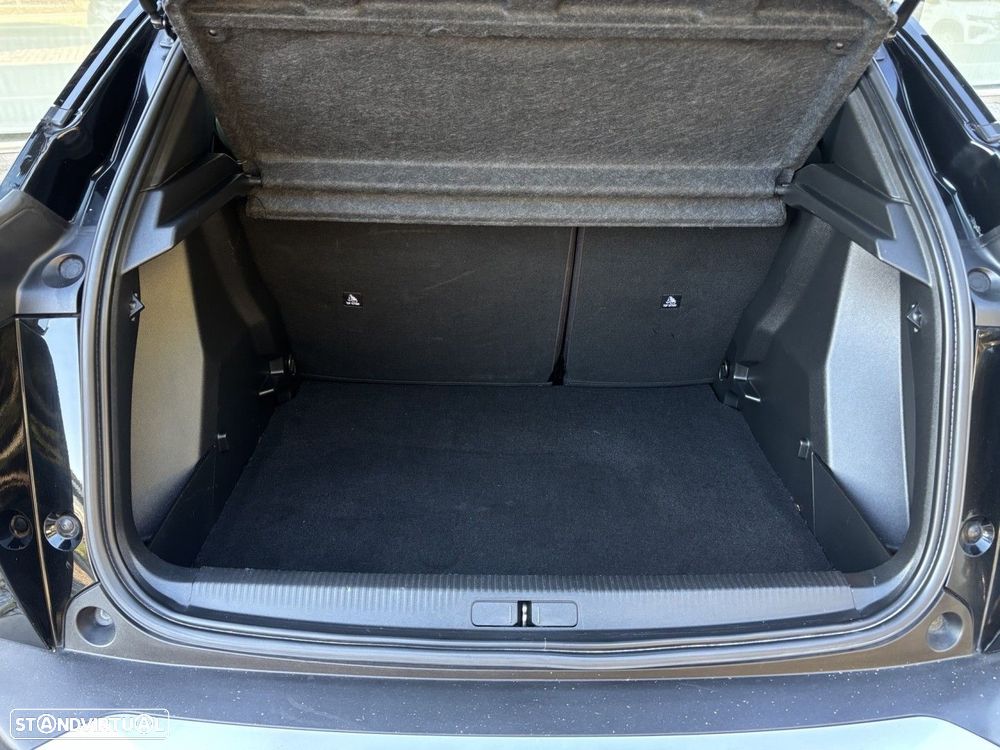 Peugeot 2008 1.2 PureTech Active Pack EAT8 - 28