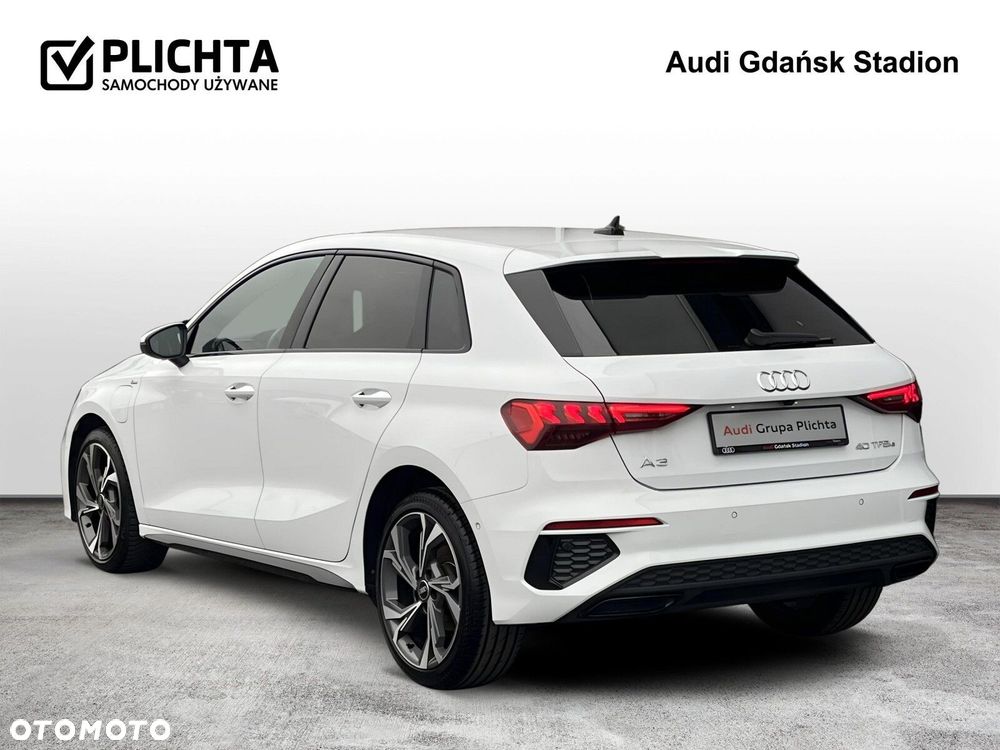 Audi A3 Sportback - 3