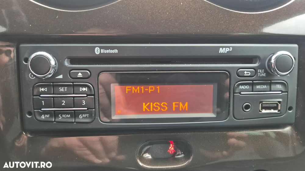 Dacia Duster 1.6 4x2 Laureate - 9