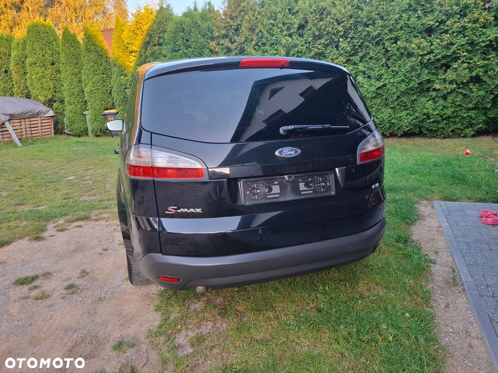 Ford S-Max - 15
