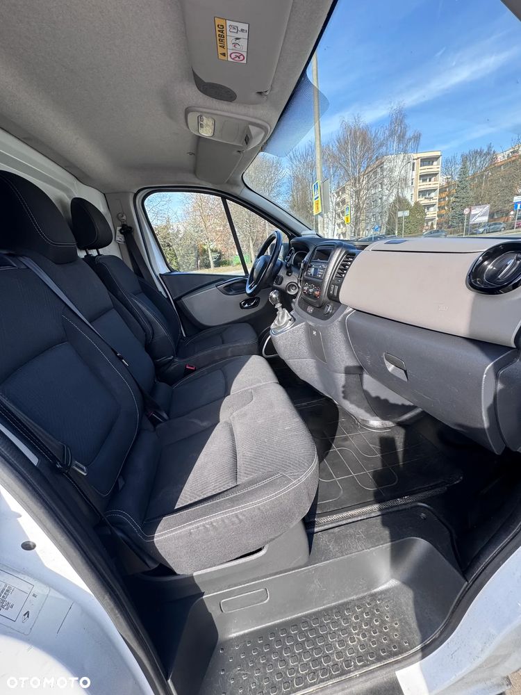 Renault Trafic - 11