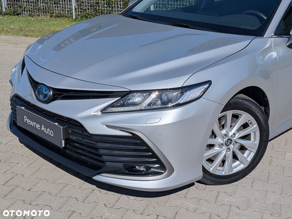 Toyota Camry 2.5 Hybrid Comfort CVT - 6