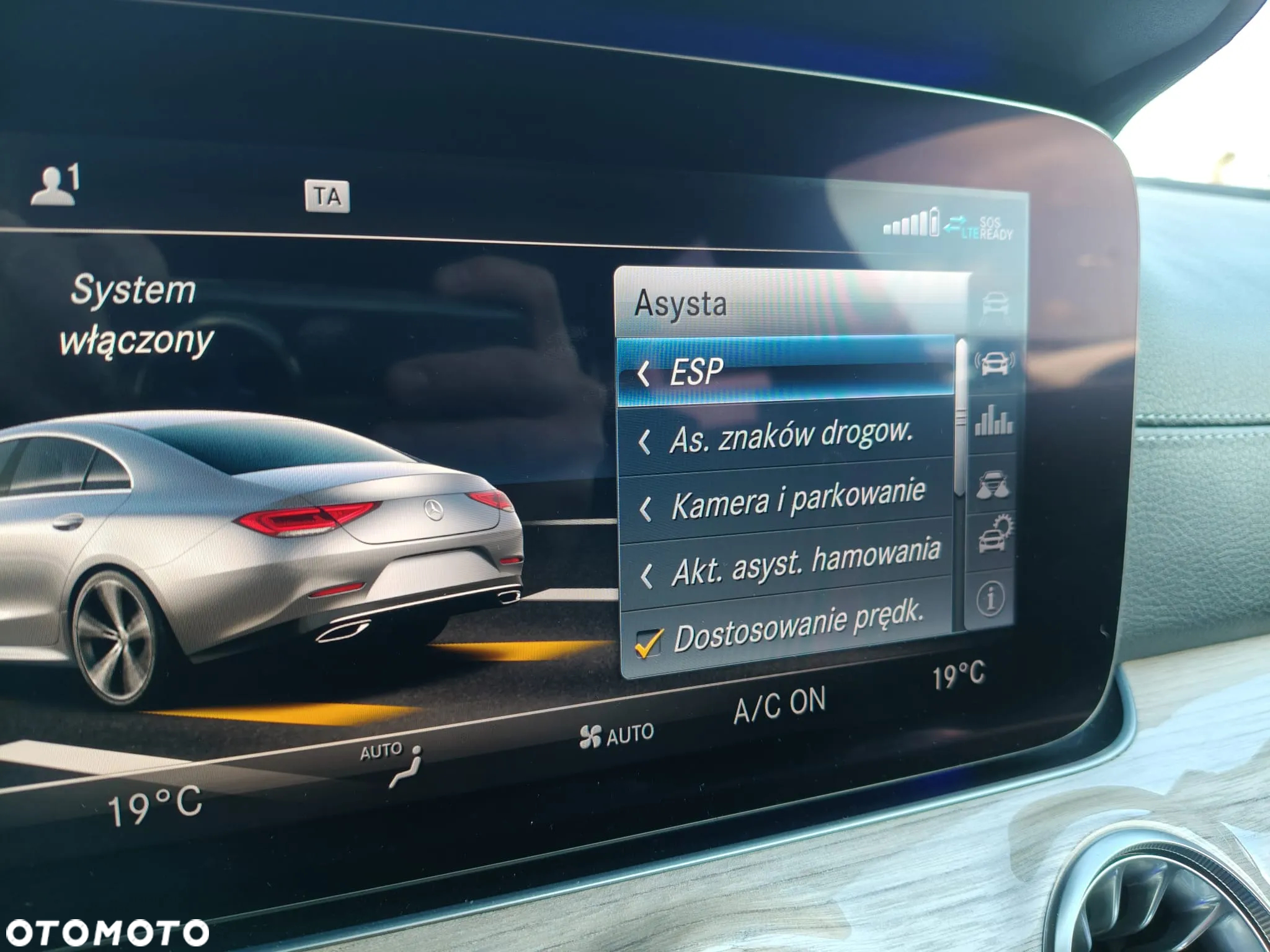 Mercedes-Benz CLS 350 d 4Matic 9G-TRONIC AMG Line - 27