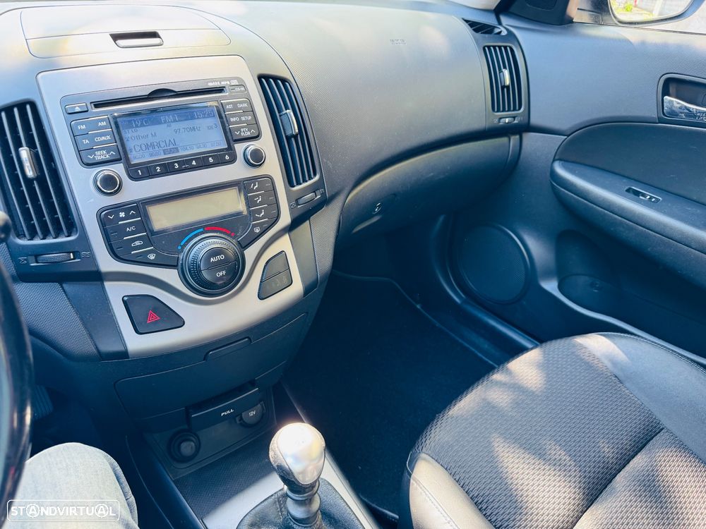 Hyundai i30 1.6 CRDI Blue Comfort - 20