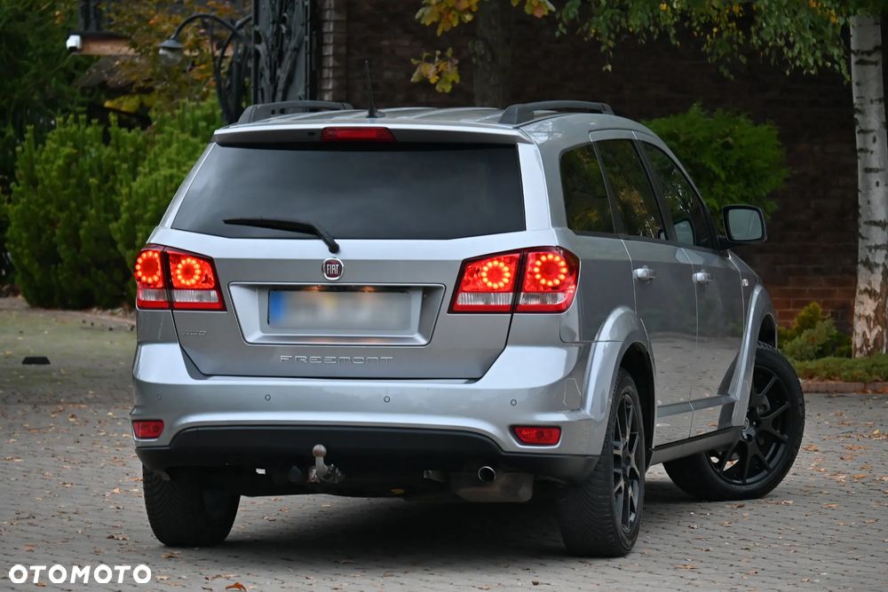 Fiat Freemont 2.0 Multijet 16V DPF Automatik Allrad Black Code - 14