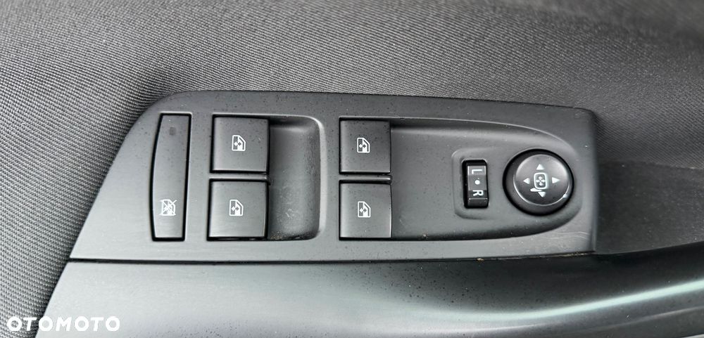 Opel Astra 1.4 Turbo Start/Stop Business - 16