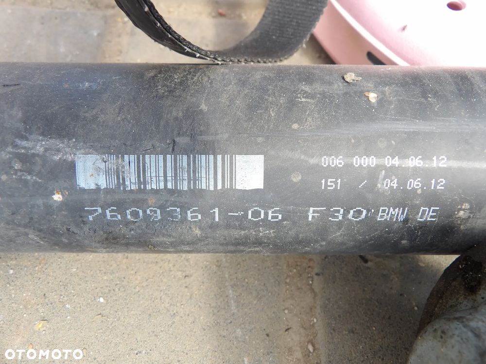 BMW -F30 - WAŁ NAPĘDOWY - 7609361 - 1