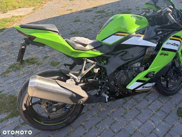 Kawasaki ZX - 17