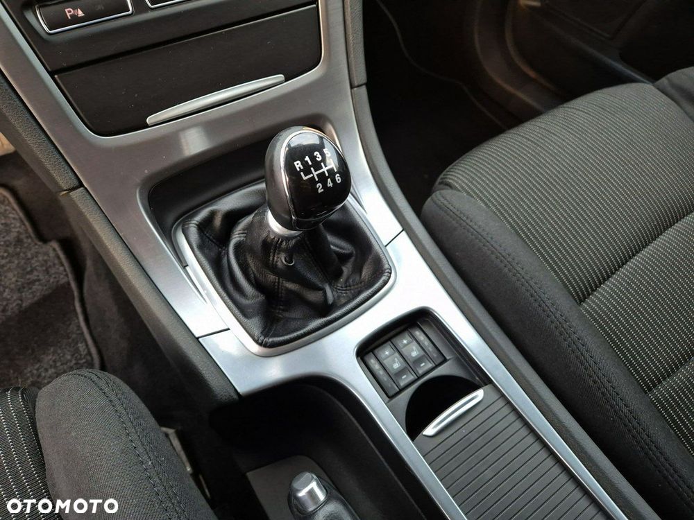 Ford Mondeo 2.0 TDCi Titanium X - 18