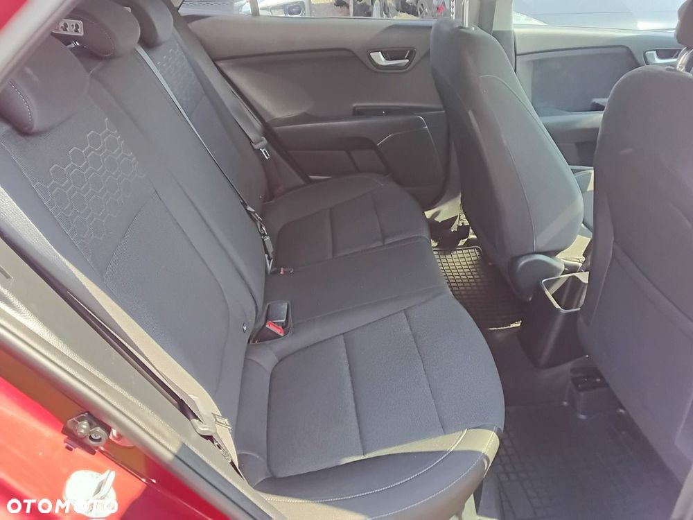 Kia Rio - 13