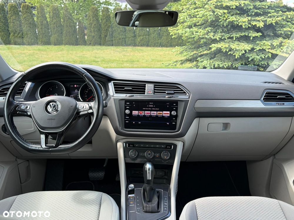Volkswagen Tiguan - 29