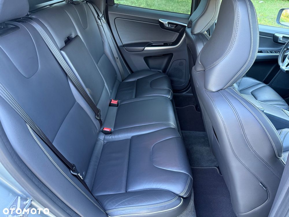 Volvo XC 60 - 22