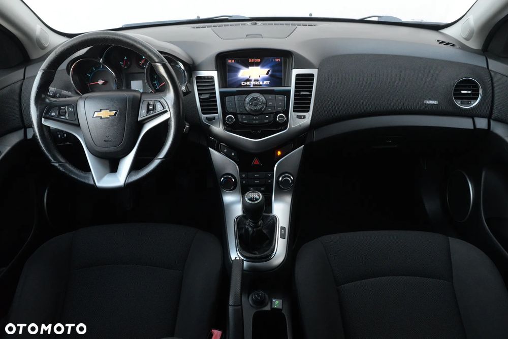 Chevrolet Cruze 1.8 LT - 29