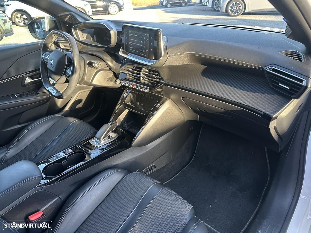 Peugeot e-208 50 kWh GT Line - 21