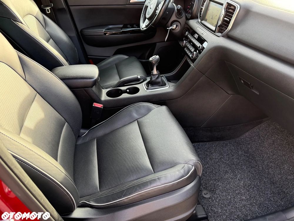 Kia Sportage 1.6 GDI 2WD Attract - 23