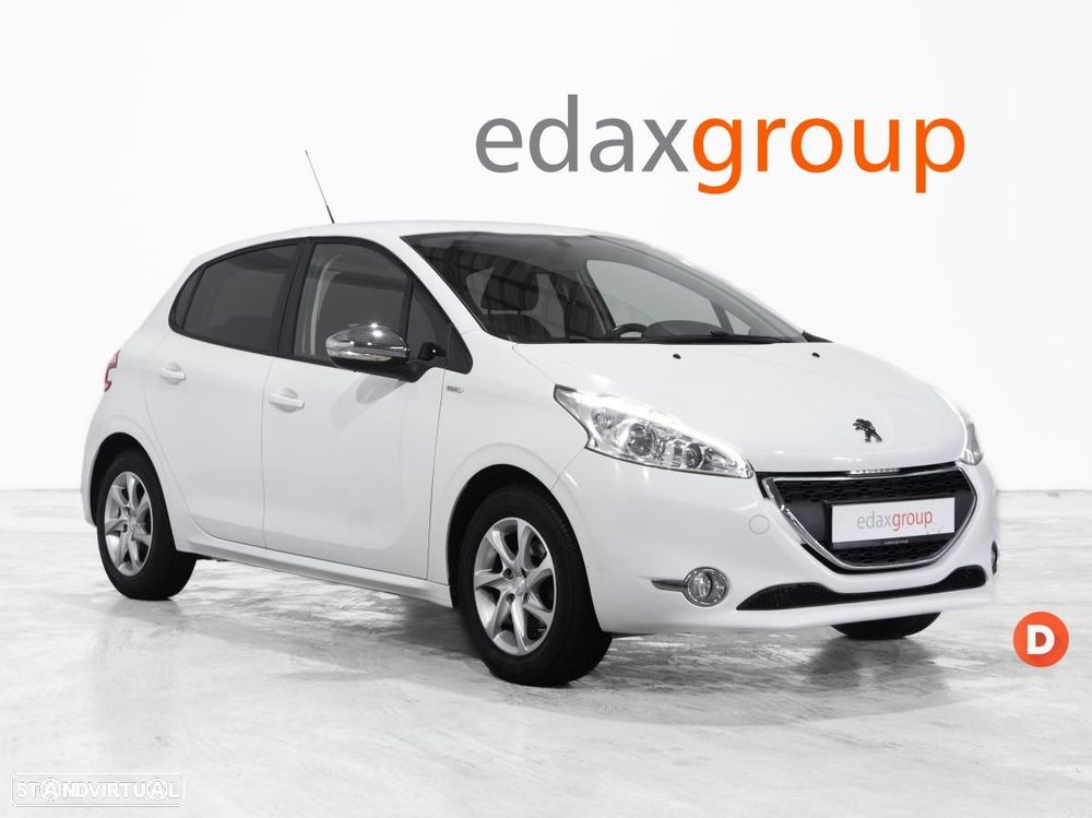Peugeot 208 - 1