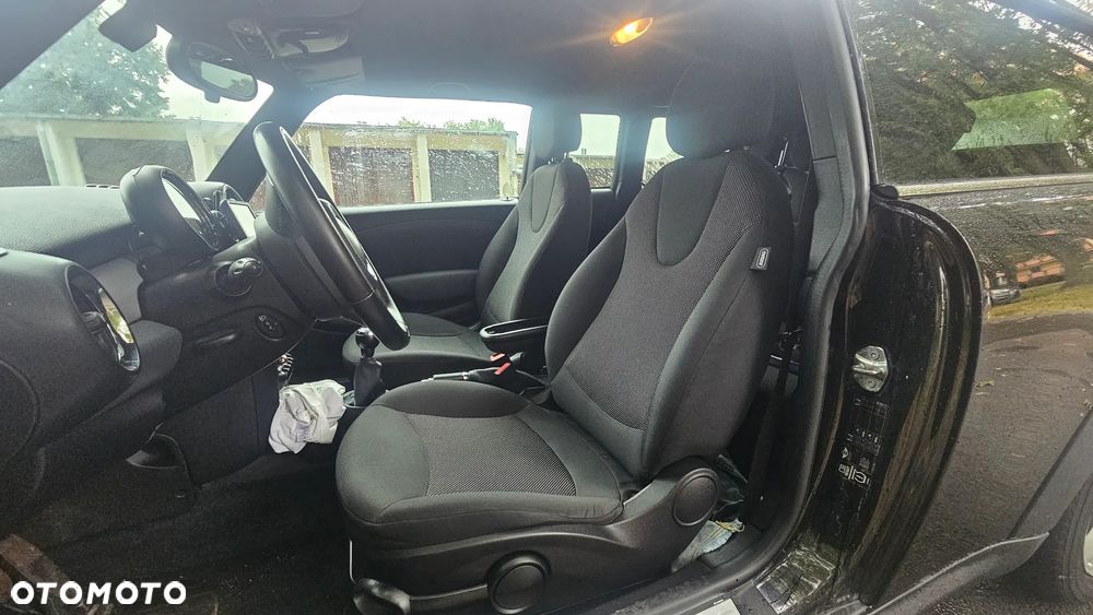 MINI Countryman One D - 10
