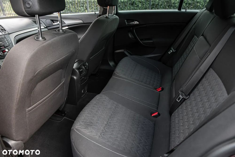 Opel Insignia - 26