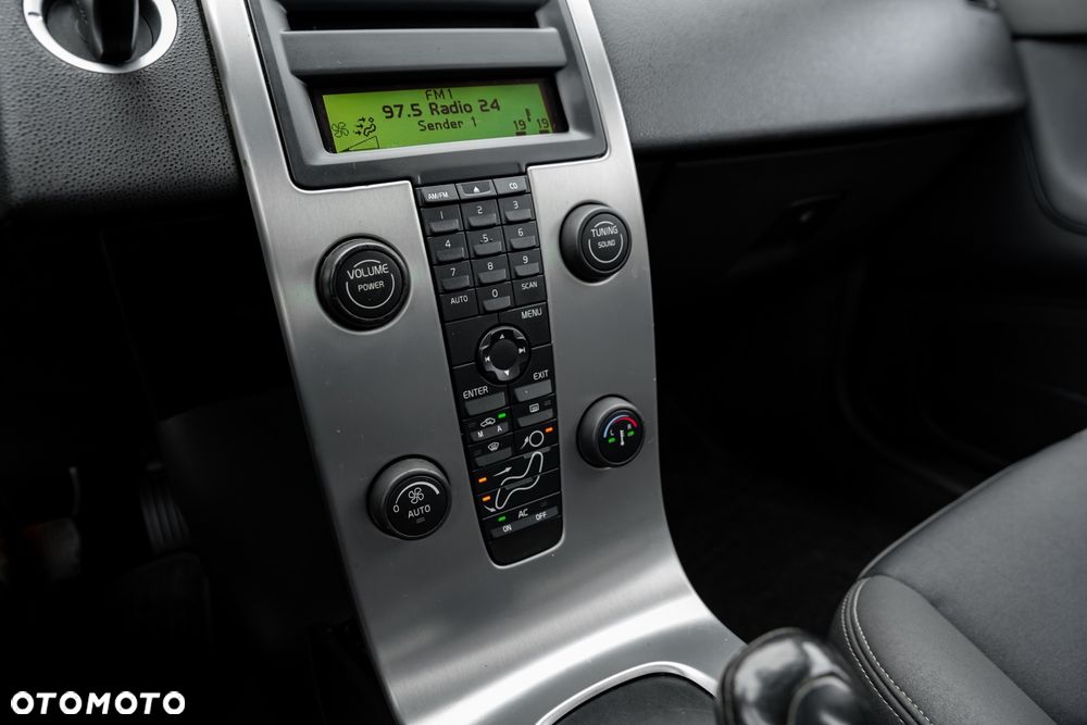 Volvo S40 T5 Momentum - 36