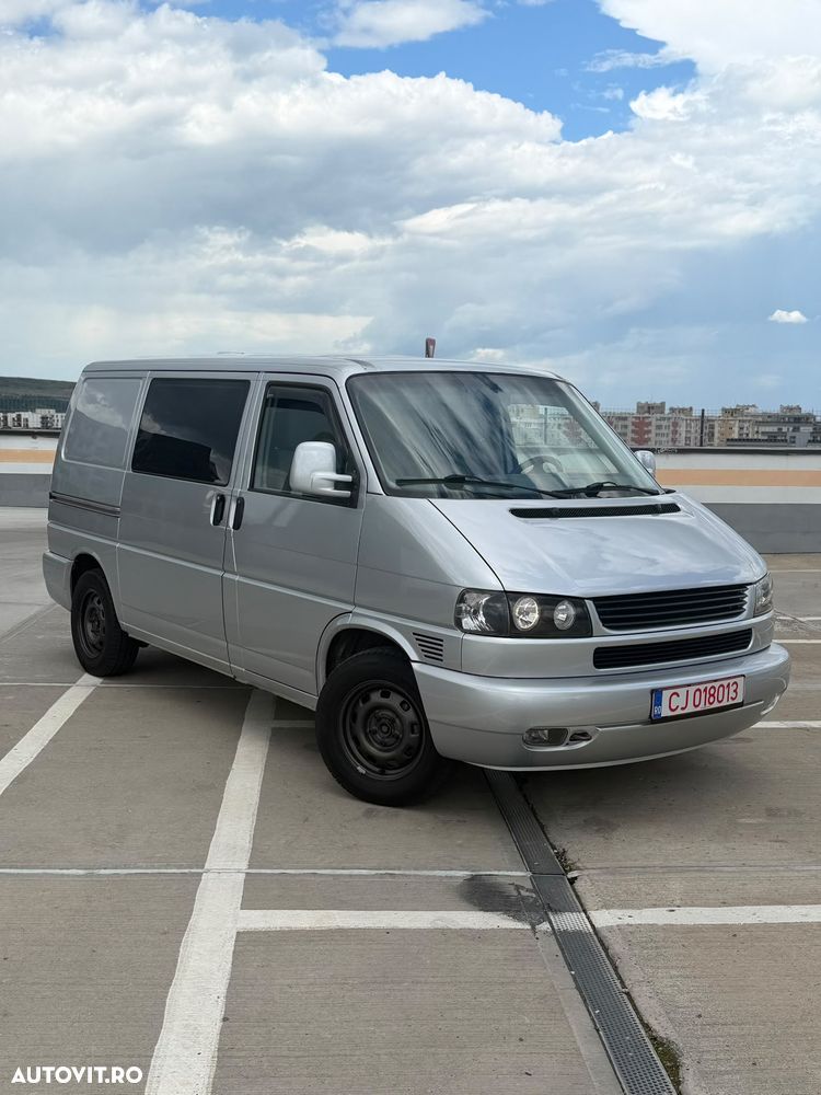 Volkswagen Multivan - 1