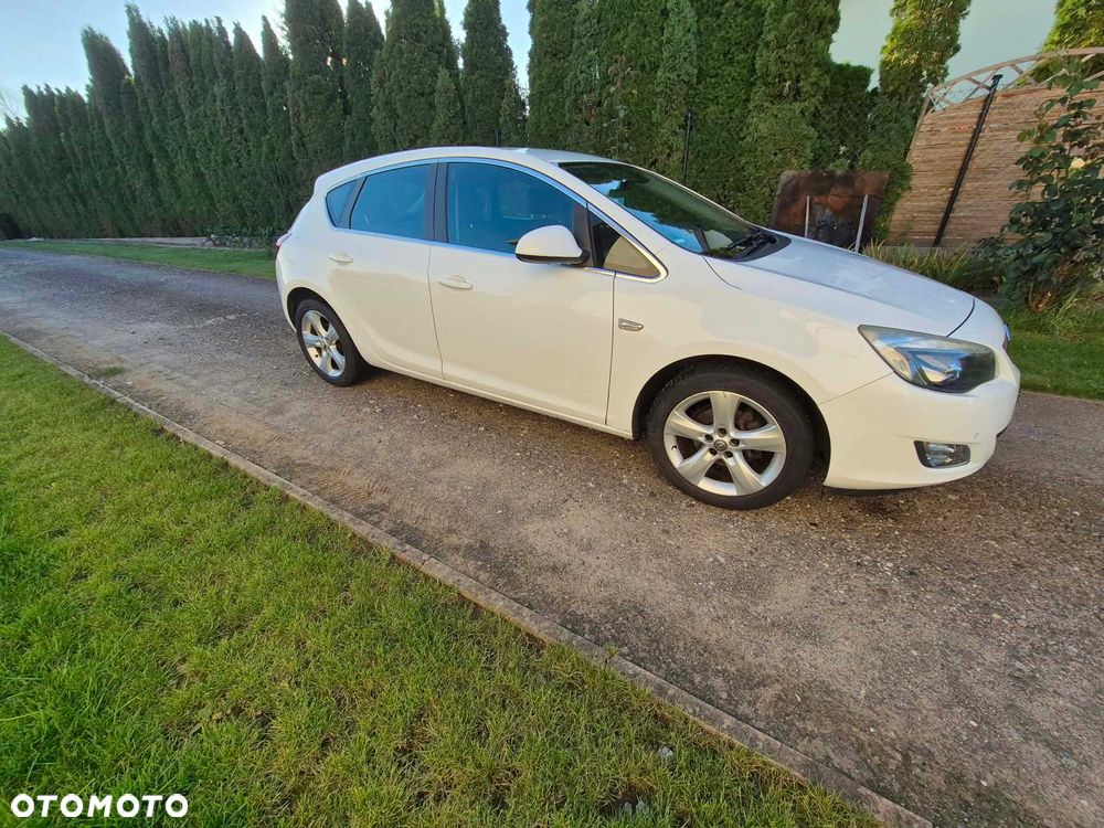 Opel Astra - 4