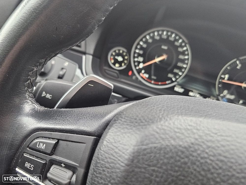 BMW 520 d Line Luxury Auto - 10