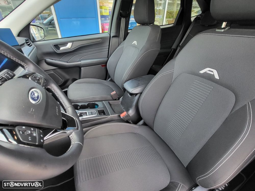 Ford Kuga - 22