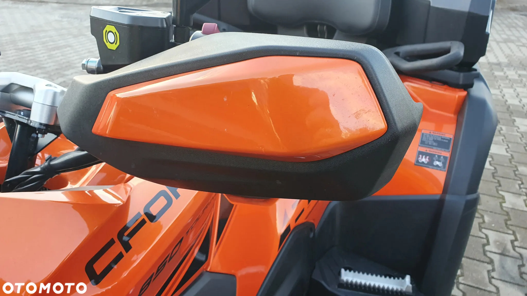 CFMoto CForce - 11