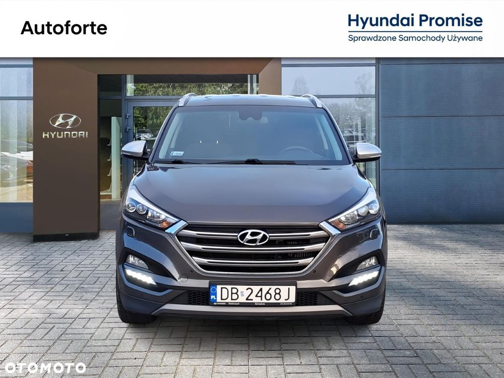 Hyundai Tucson 2.0 CRDI BlueDrive Style 2WD - 8