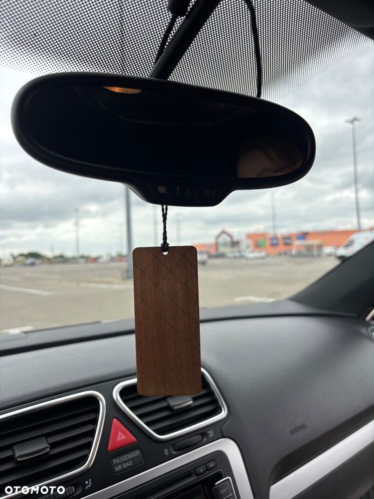 Volkswagen Scirocco III 08-14 - 22