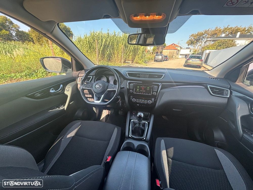 Nissan Qashqai 1.5 dCi N-Connecta - 6