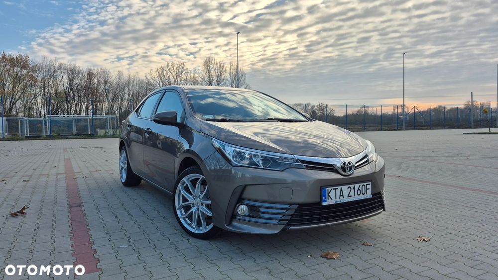 Toyota Corolla 1.6 Comfort - 2