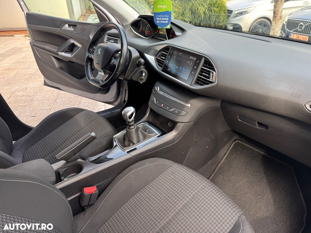 Peugeot 308 BlueHDi FAP 130 Stop & Start Style - 5