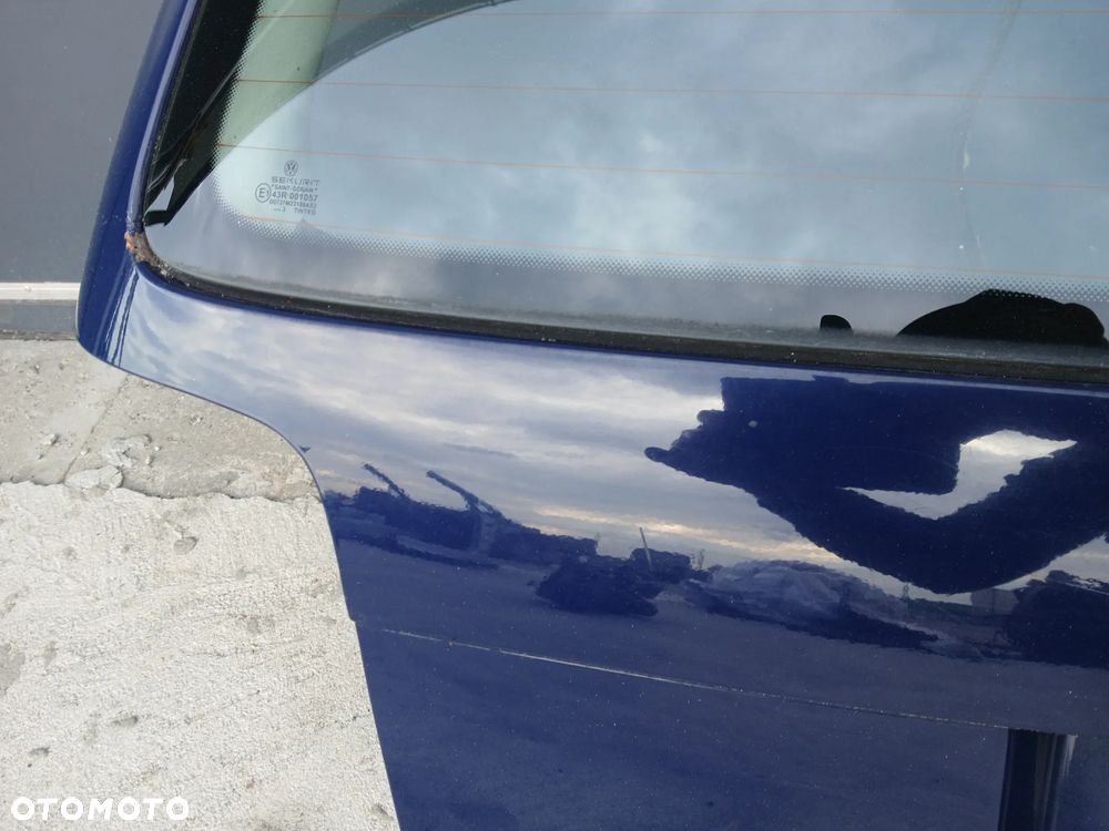 Klapa Bagażnika LA5E z Szybą Passat B5 Lift Kombi - 15