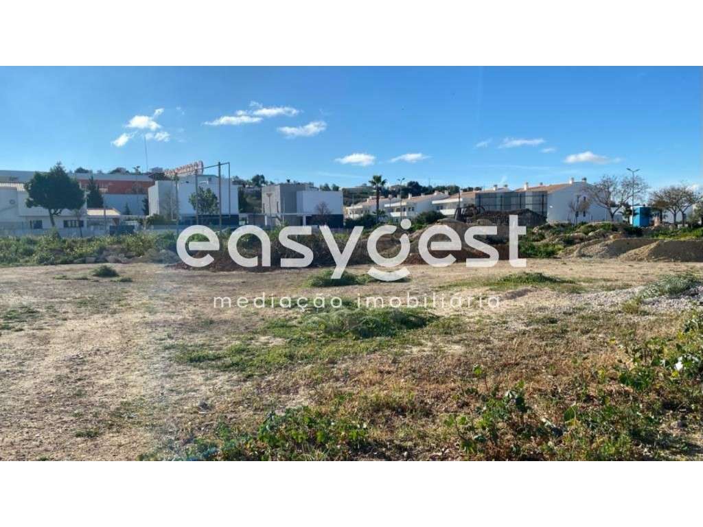 Terreno Urbano para construção de habitação coletiva em Loulé - Grande imagem: 3/12