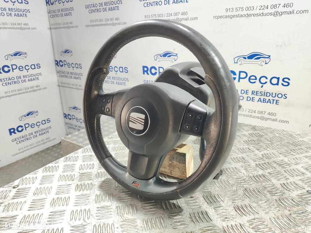Volante Guiador Completo Original Pele Perfurada Seat Leon 1P FR Comandos Multifunções - 2