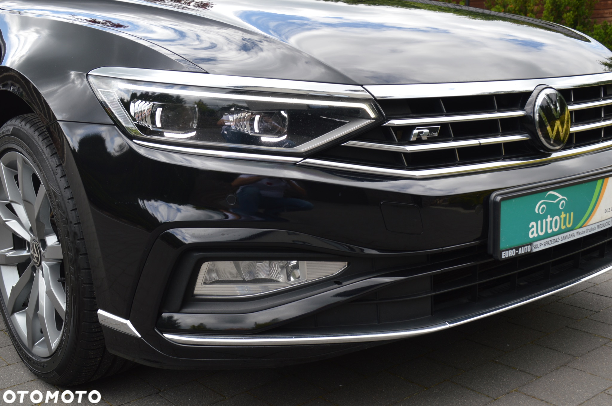 Volkswagen Passat Variant 2.0 TDI SCR DSG R-Line - 39