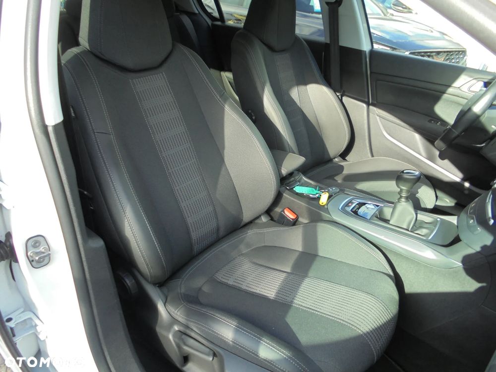 Peugeot 308 BlueHDi 130 Allure Pack - 14