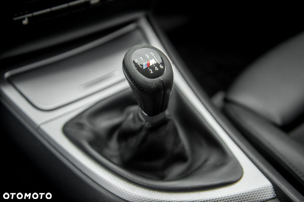 BMW Seria 1 118d DPF Edition Lifestyle - 31